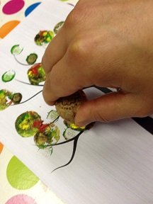 arbre automne avec des bouchons en liege peinture 4