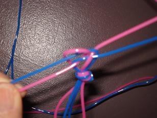 faire un scoubidou 10