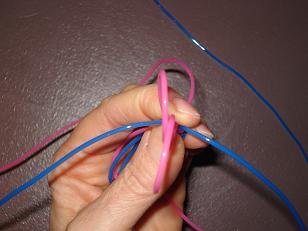 faire un scoubidou 7