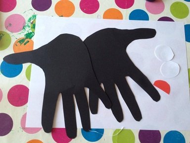 araignee avec empreintes de main 2