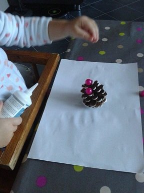 decoration pomme de pin noel 4