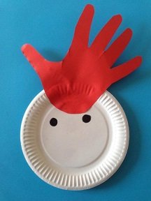 Poule de Pâques facile : bricolage avec assiette en carton et empreinte de main poule assiette carton empreinte de main 5