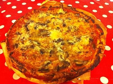 Pizza reine avec pâte feuilletée pizza reine enfant 12