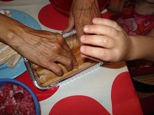 La charlotte aux fraises: La recette en images et vidéo recette charlotte aux fraises 5