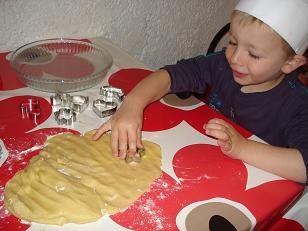 Recette de Noël : Les petits sablés aux Smarties recette gateau sable smarties 10