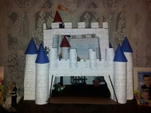 chateau-fort-moyen-age-rouleau-carton-1_595