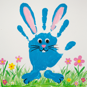lapin-de-paques-mignon-avec-empreinte de-main-4