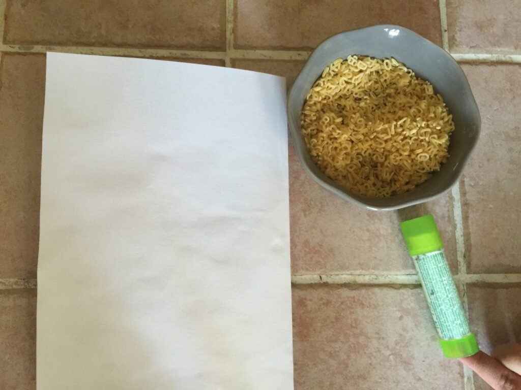 Bonne fête maman avec des pâtes alphabet IMG 1010