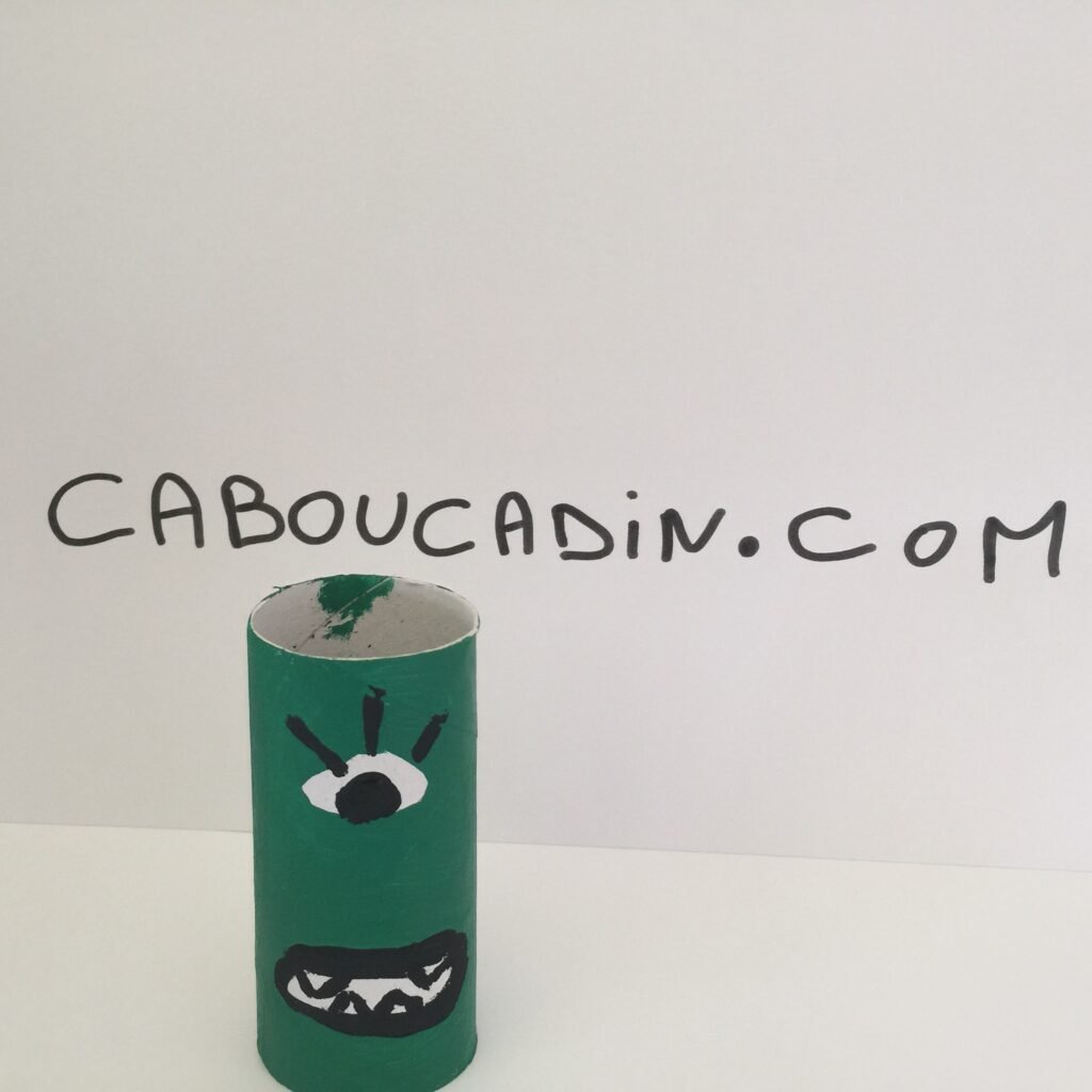 monstre Halloween rouleau en carton 6