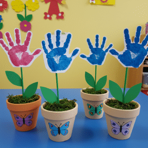 ete-meres-pot-fleurs-avec-empreintes-de-main-2