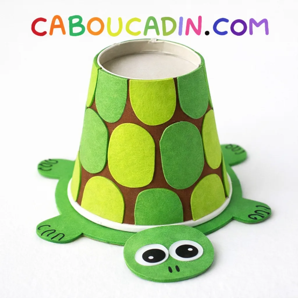 tortue avec gobelet en carton 2 11zon