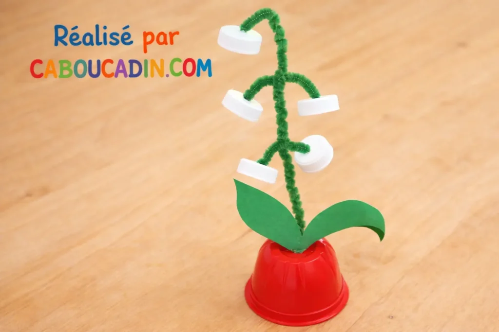 brin de muguet avec bouchons plastique recycle